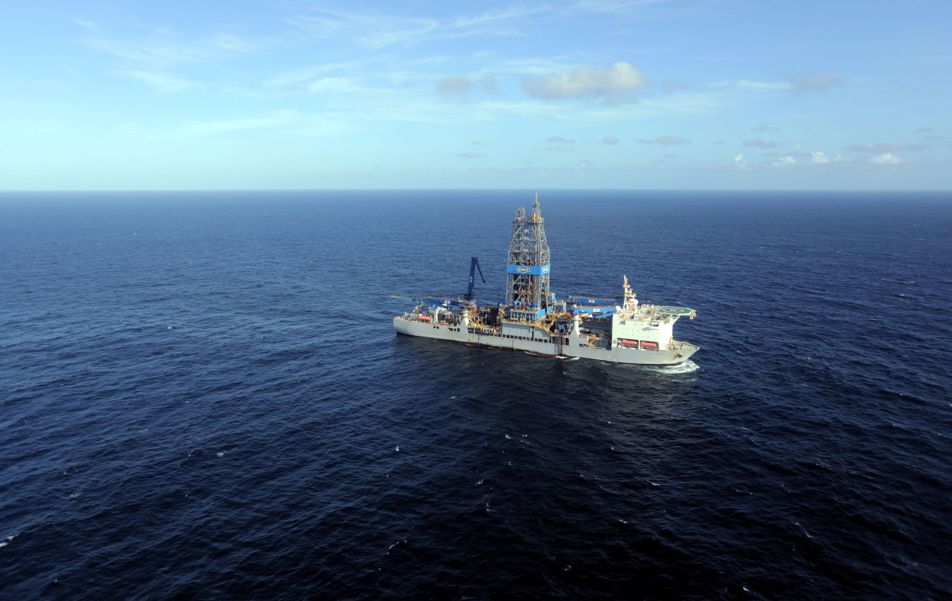 Apache Corporation and Total S.A. Announce Significant Oil Discovery Offshore Suriname
