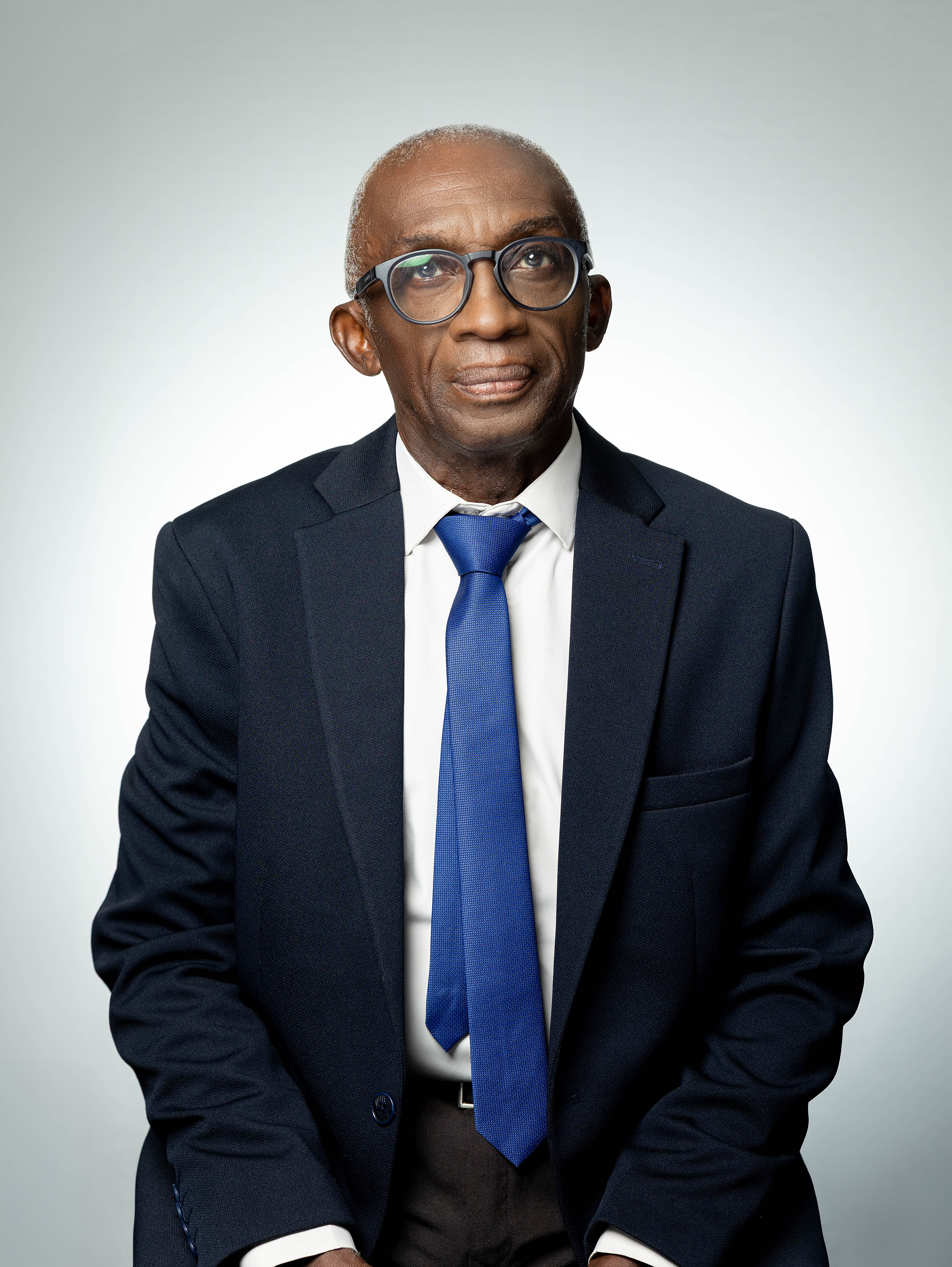 Ewald Poetisi